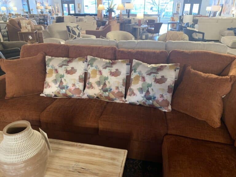 Herston 20" Pillow (Multi)