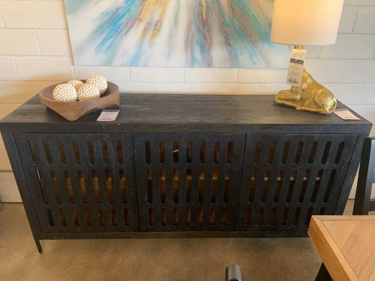 Vallisburg Accent Cabinet