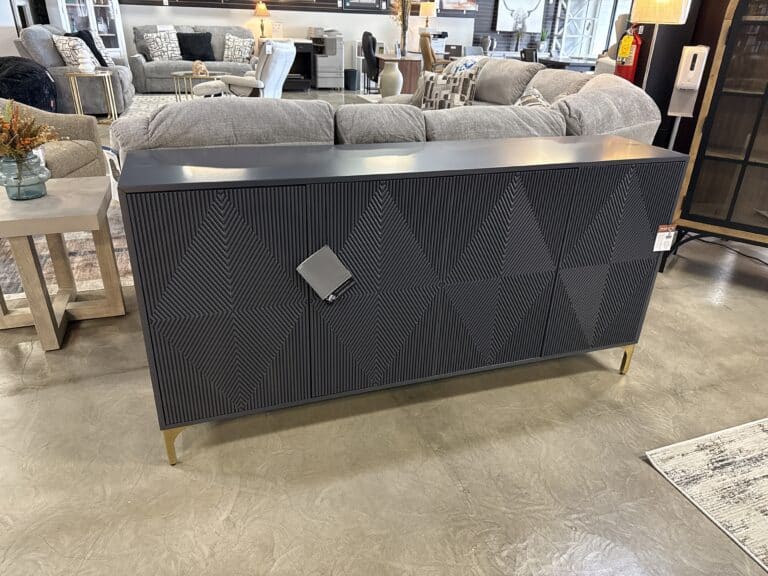 Loirwick Accent Cabinet