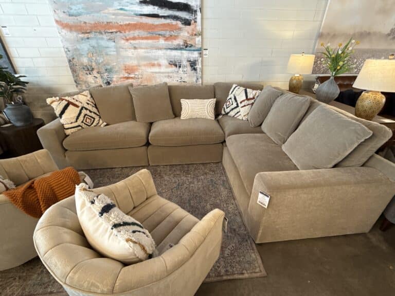 Maxton Heights 4pc Sectional