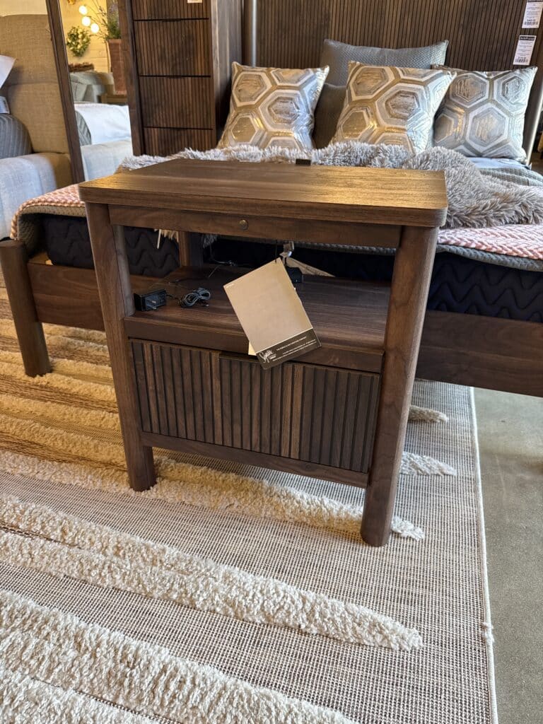 Pamytta One Drawer Night Stand