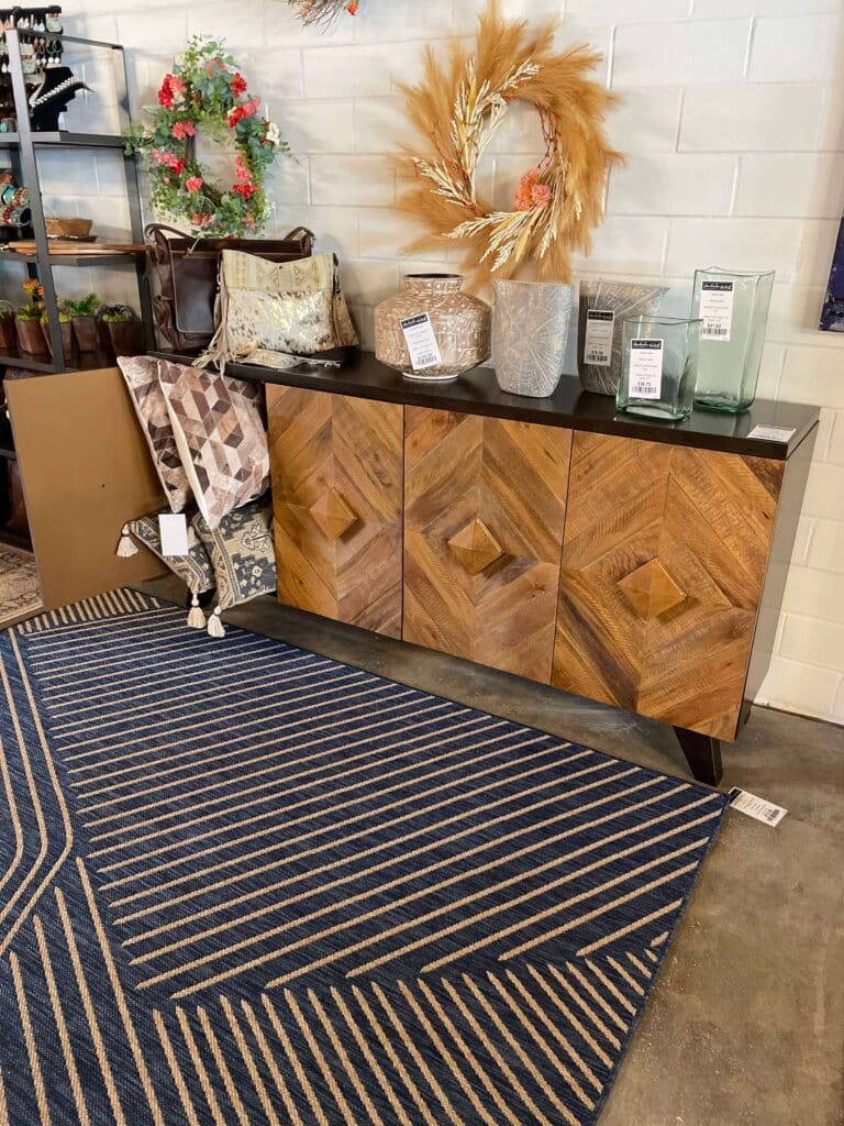 2-Door Cabinet with Wine Rack